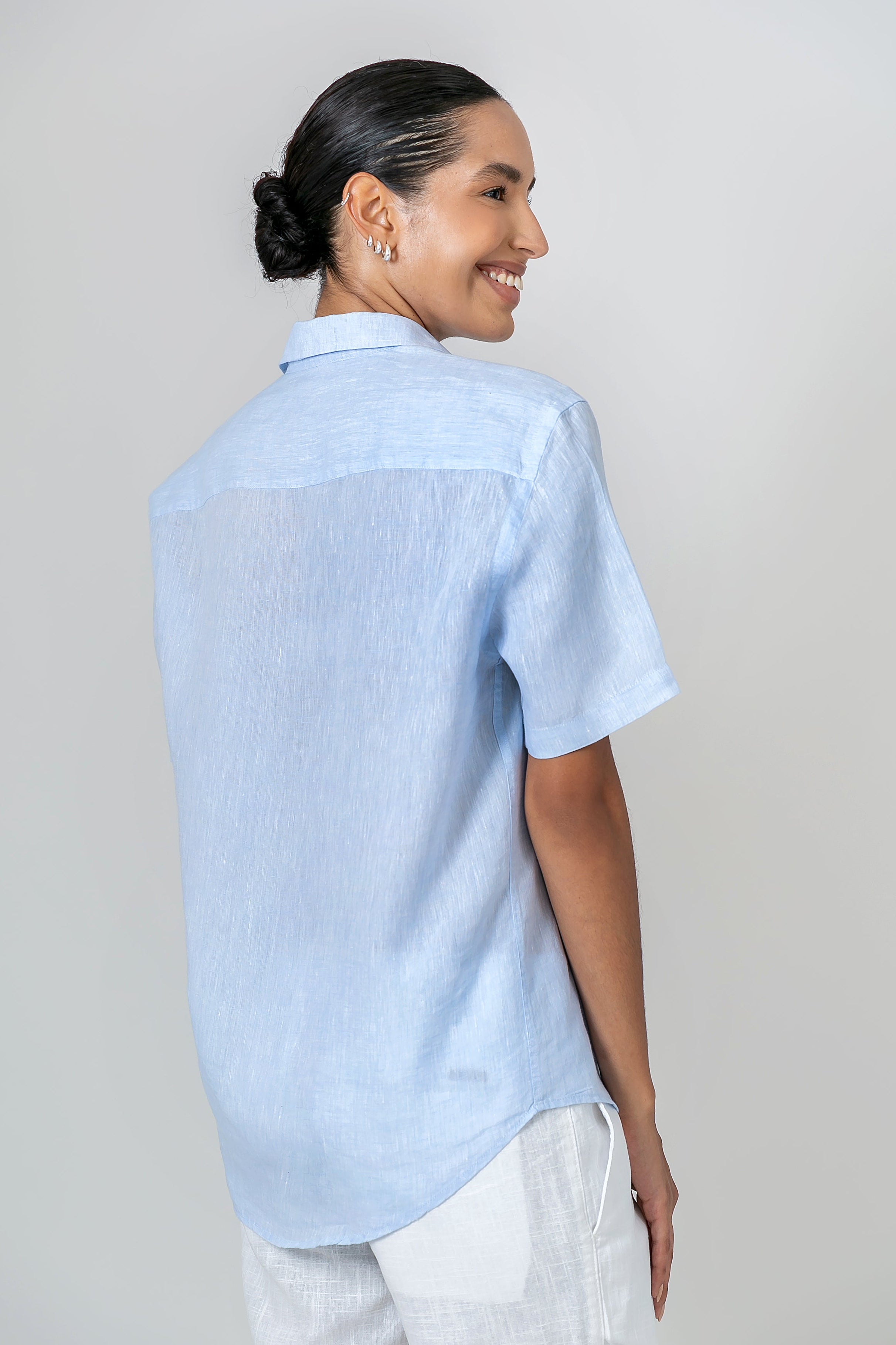 Camisa 100% Linho Lisa Azul Clara MC