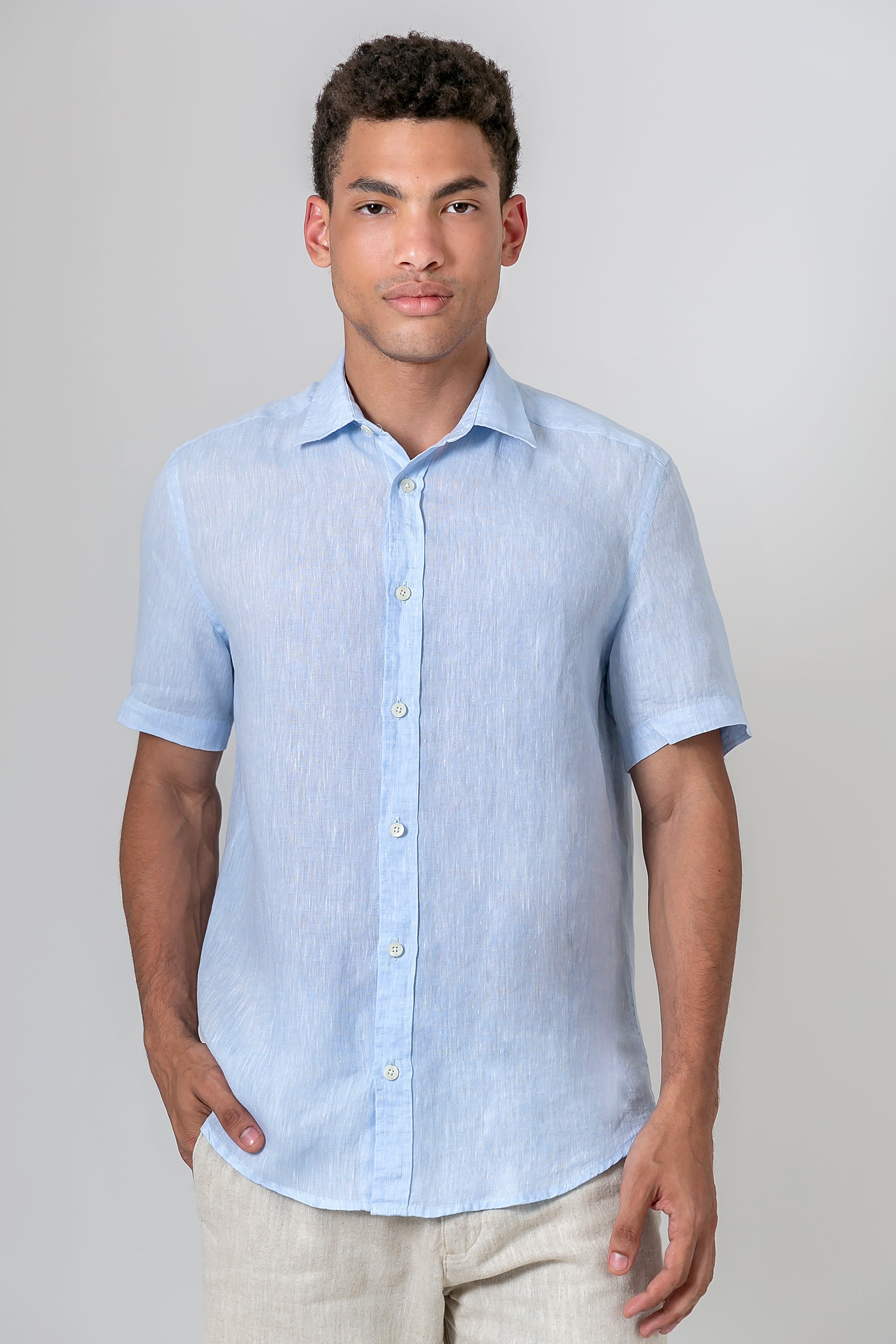 Camisa 100% Linho Lisa Azul Clara MC